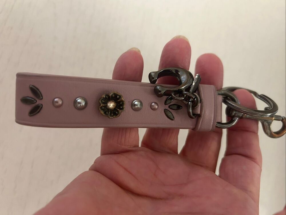 COACH TeaRose Keychain - Picture 8 of 9
